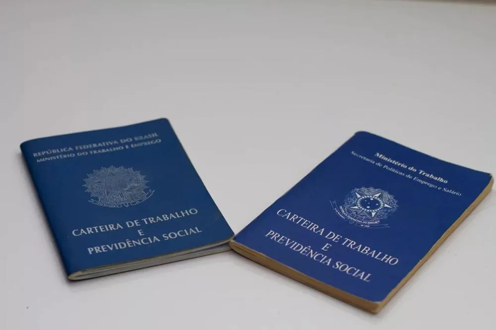 Relator da 6 X 1 quer tirar do teto de horas quem ganha R$ 16.000