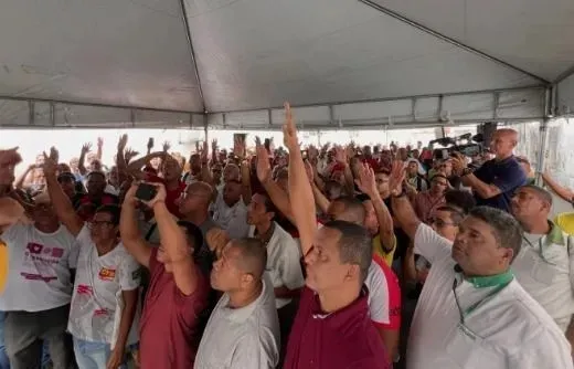 TRT-BA define frota mínima de ônibus durante greve em Salvador