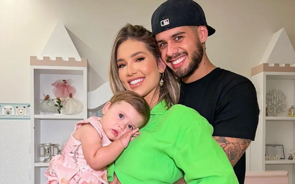Zé Felipe e Virginia posam juntos em festa de 5 anos de Maria Alice; veja