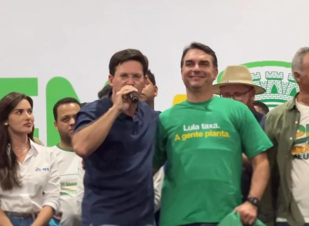 Ao lado de Flávio Bolsonaro na Bahia Farm Show, João Roma diz que Bahia será protagonista da mudança política do Brasil