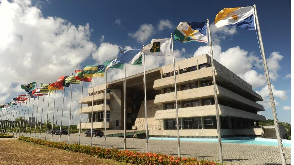 ALBA autoriza empréstimo de R$ 5,49 bilhões ao governo Jerônimo 