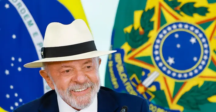 Estadão e Folha criticam ações de Lula às vésperas da eleição: 'Iceberg eleitoreiro'