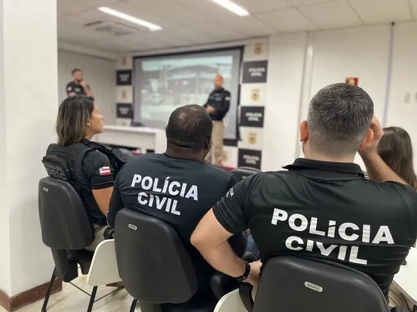 Adolescente é sequestrado após sair da escola e encontrado morto em área de mata na Bahia